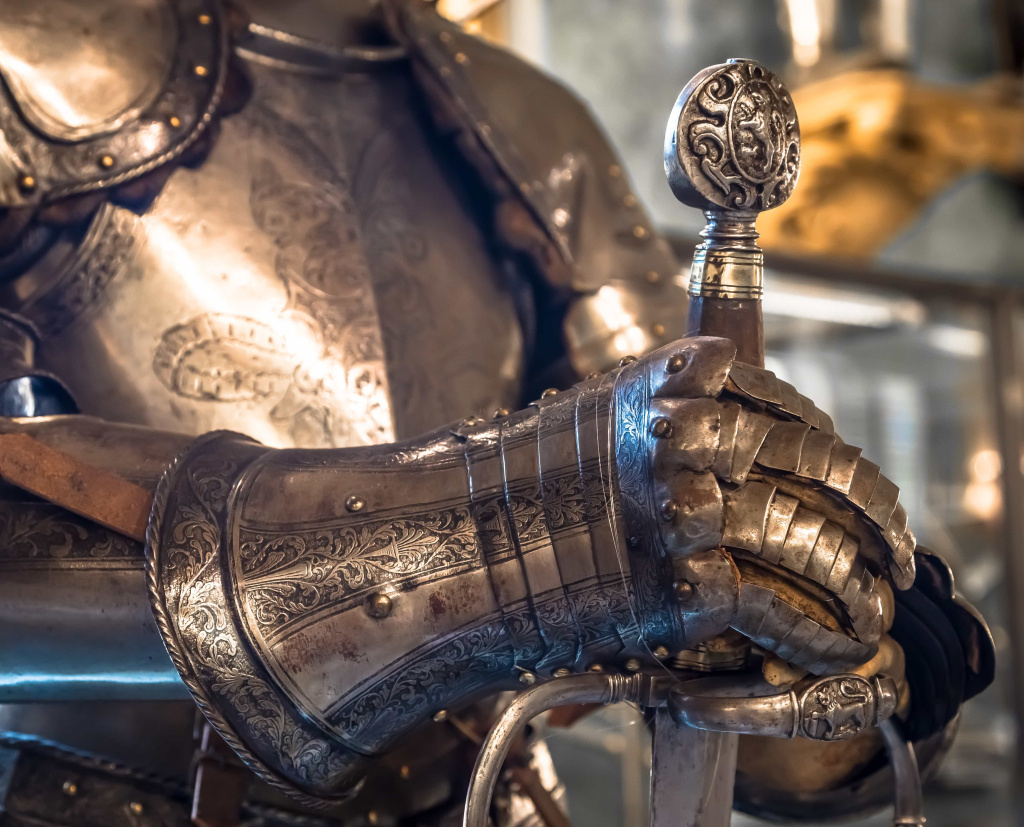 detail-middle-age-knight-armour-15th-century-concept-security-safety-protection (1).jpg detail-middle-age-knight-armour-15th-century-concept-security-safety-protection (1).jpg